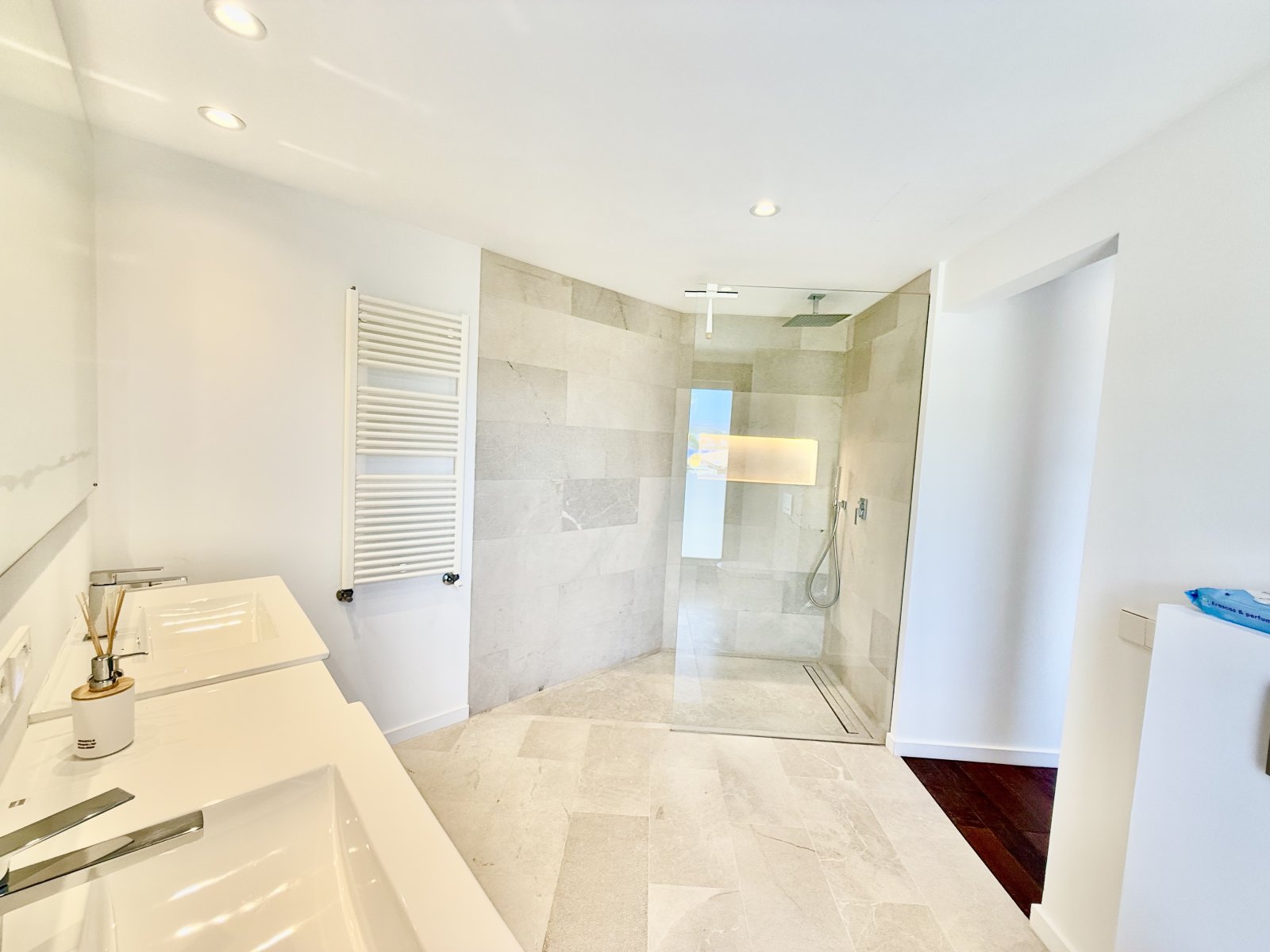 Exklusive Villa mit Pool und Sauna in Top-Lage