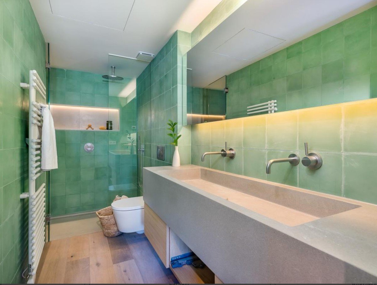 New construction duplex luxury penthouse with roof terrace, pool and sea view in Bonanova