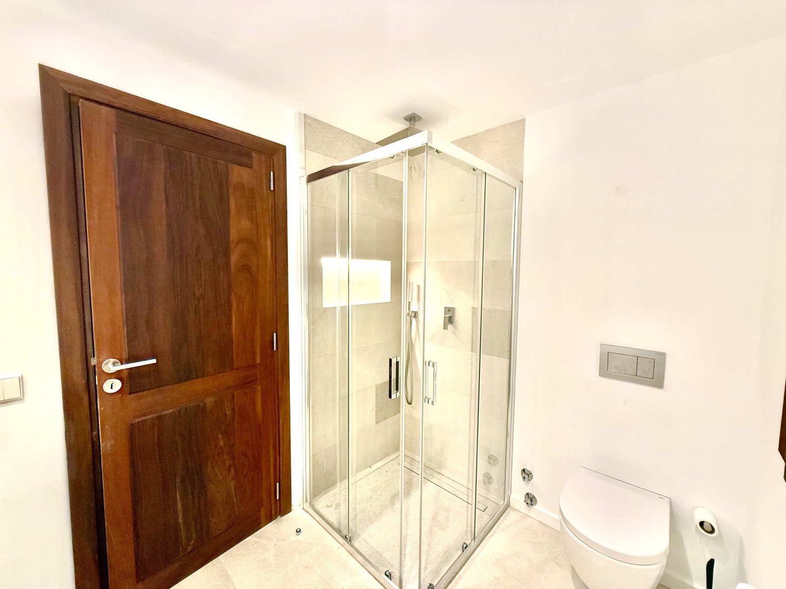 Exklusive Villa mit Pool und Sauna in Top-Lage