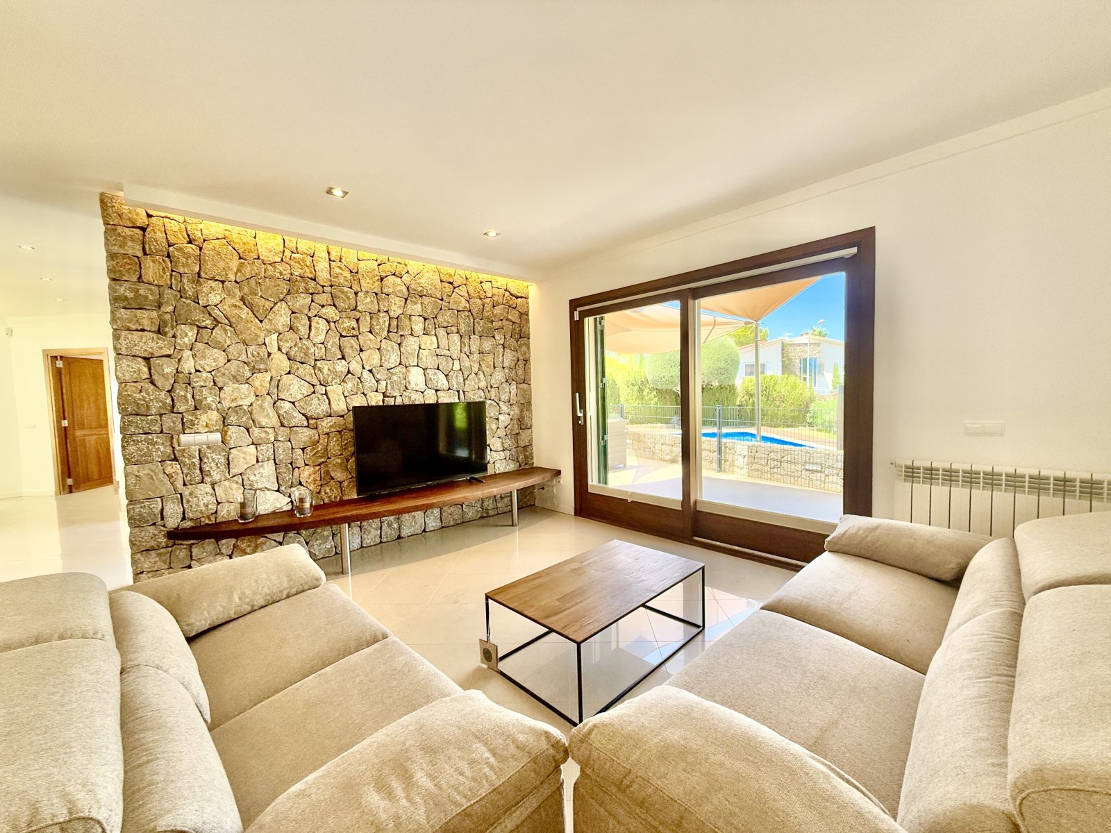 Exklusive Villa mit Pool und Sauna in Top-Lage