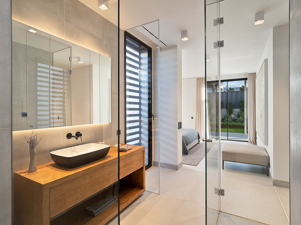 Nuevo proyecto de construcción para villa de lujo con piscina privada + vistas al mar + azotea en Puig de Ros