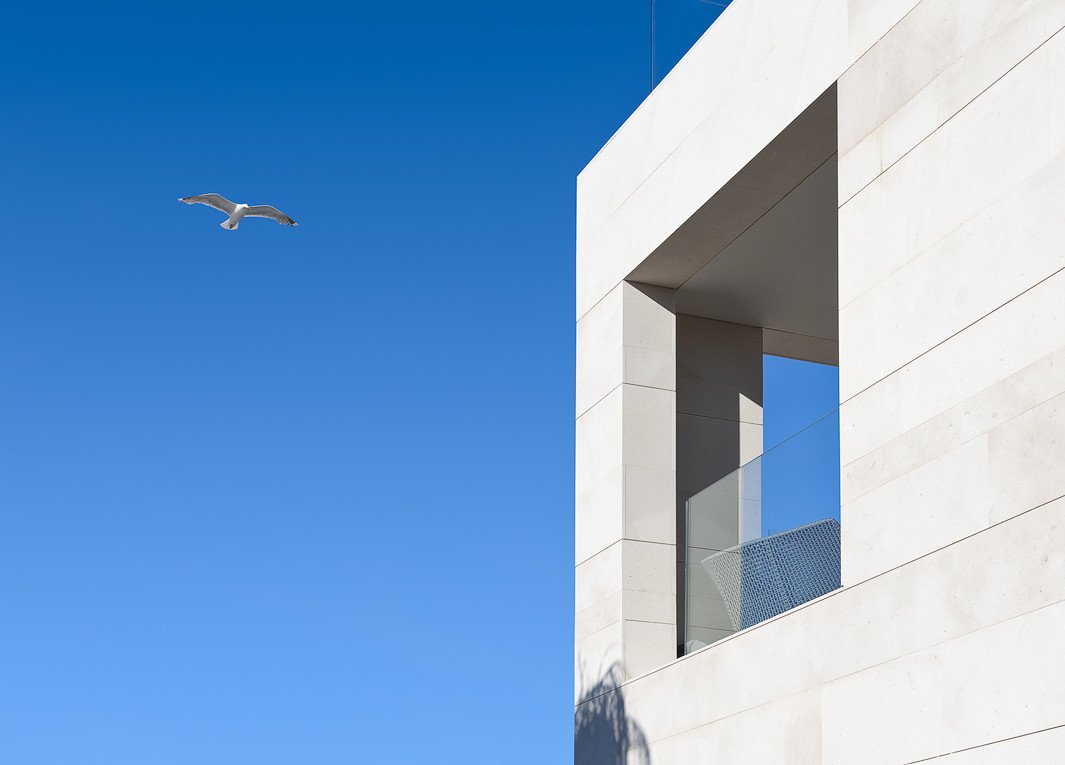 Nuevo proyecto de construcción para villa de lujo con piscina privada + vistas al mar + azotea en Puig de Ros