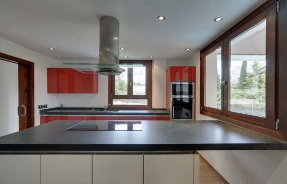 Moderna villa con piscina en la mejor ubicación de Santa Ponsa