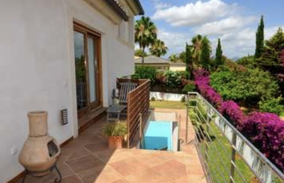 Moderna villa con piscina en la mejor ubicación de Santa Ponsa