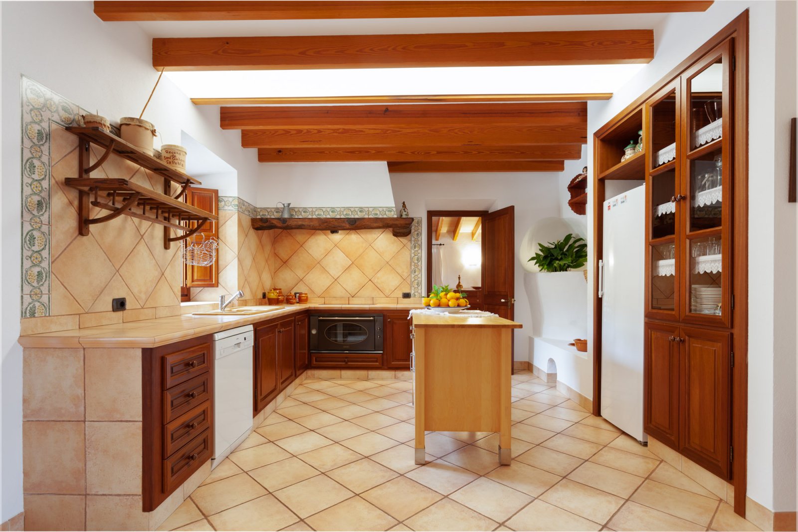 Maravillosa finca reformada en un lugar idílico con vistas despejadas, gran piscina y zonas al aire libre