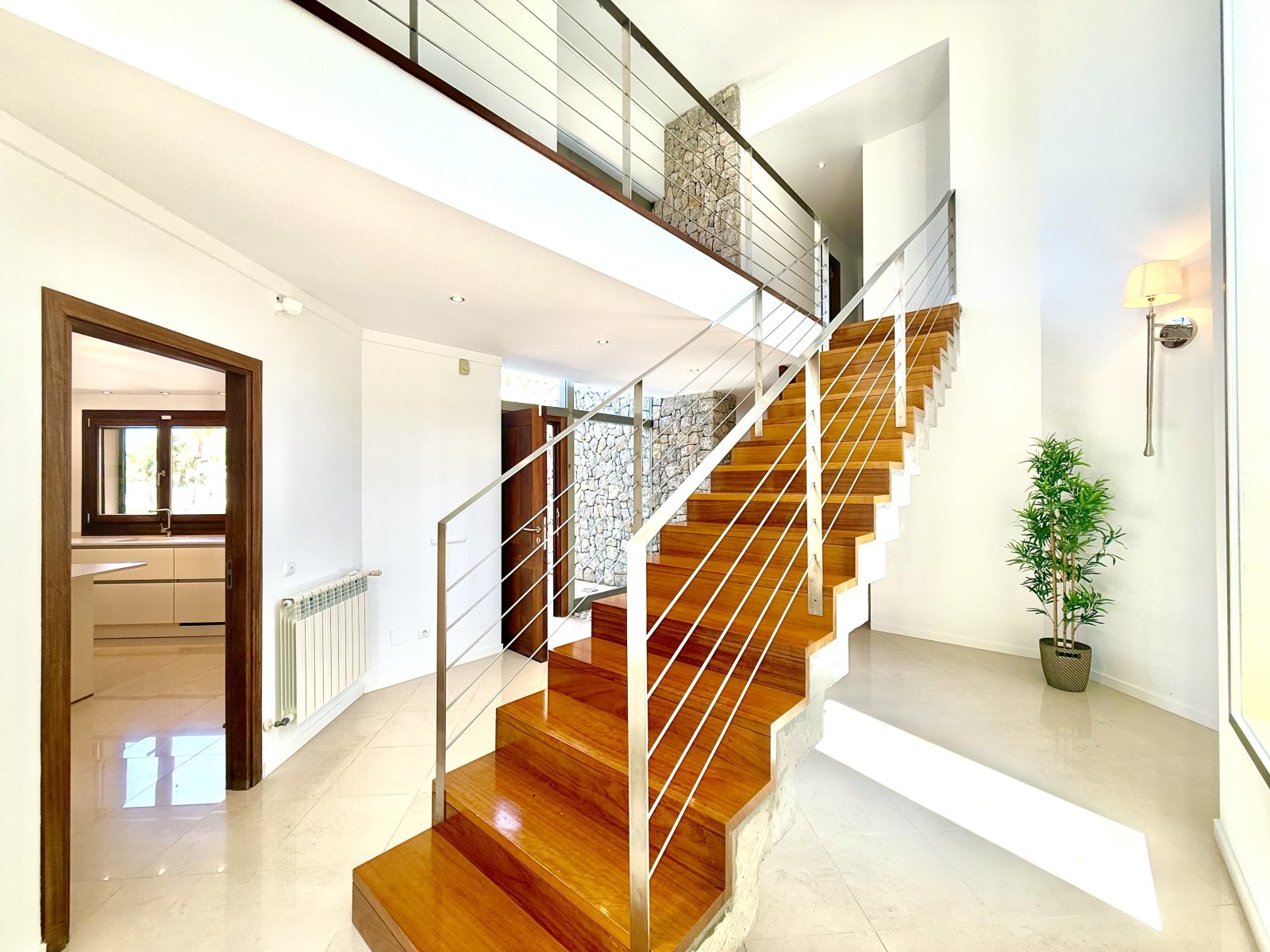 Exklusive Villa mit Pool und Sauna in Top-Lage