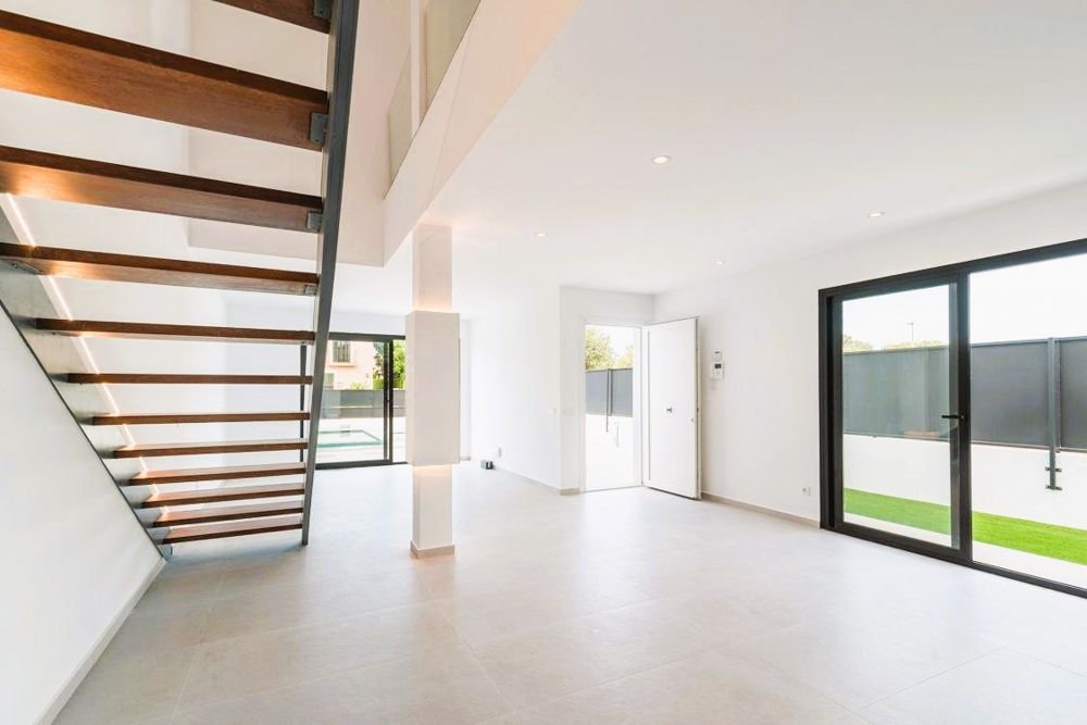 Maison jumelée neuve avec piscine à Puig de Ros