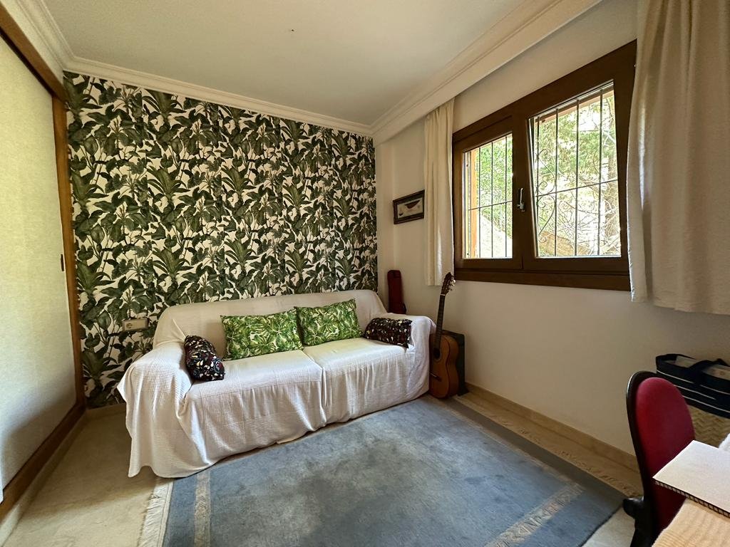 Appartement en première ligne de mer avec piscine à Illetas