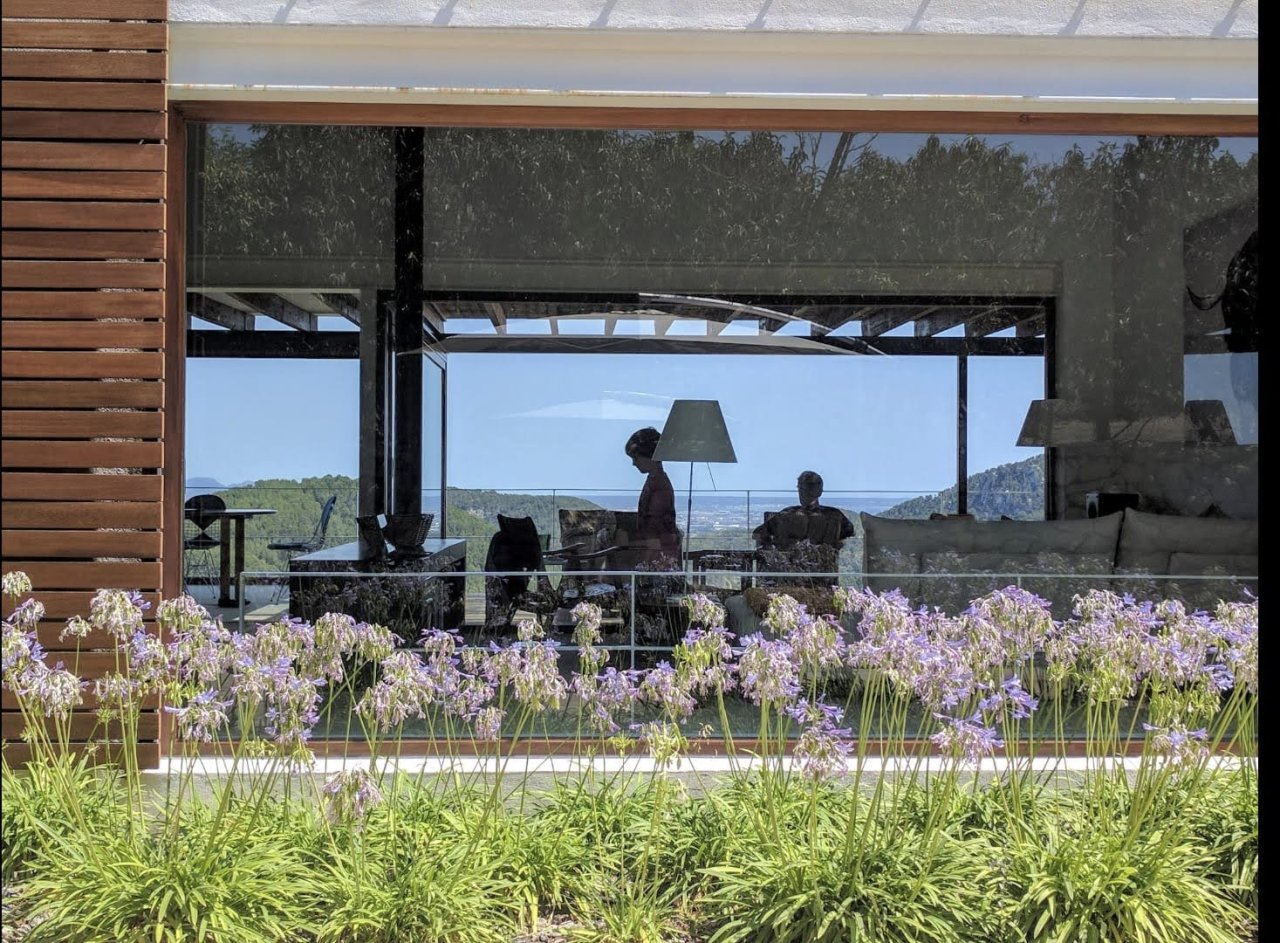 Idyllische Finca mit Pool und Blick bis auf die Bucht Palmas