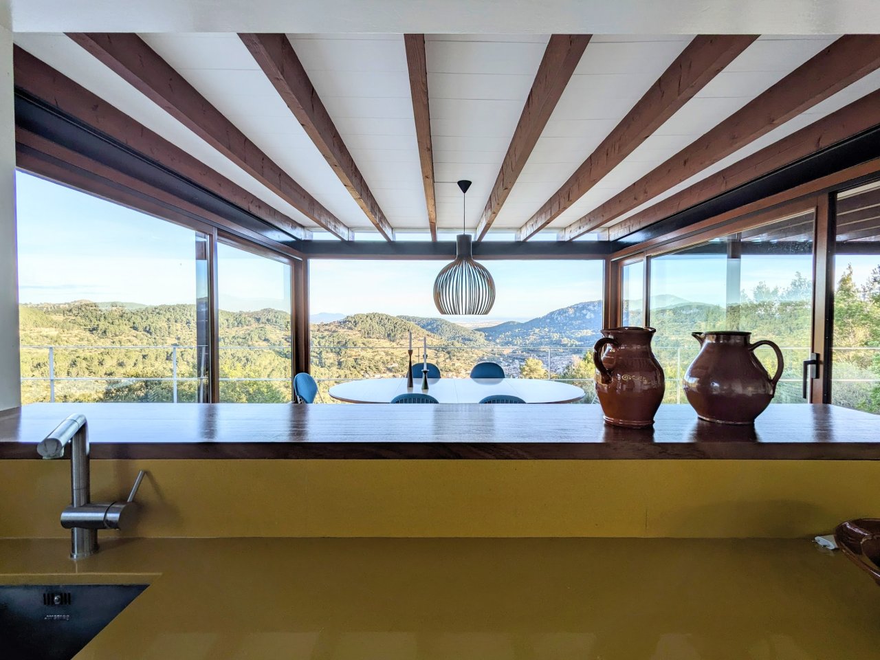 Idyllische Finca mit Pool und Blick bis auf die Bucht Palmas