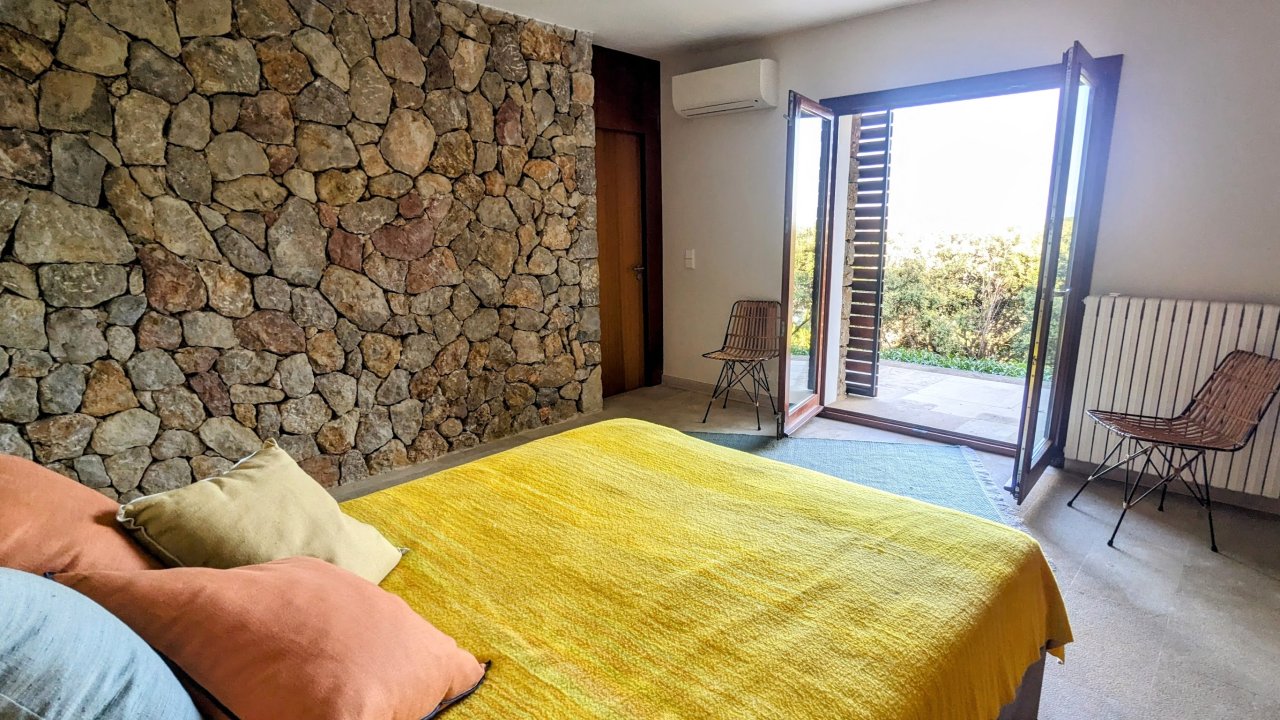 Idyllische Finca mit Pool und Blick bis auf die Bucht Palmas