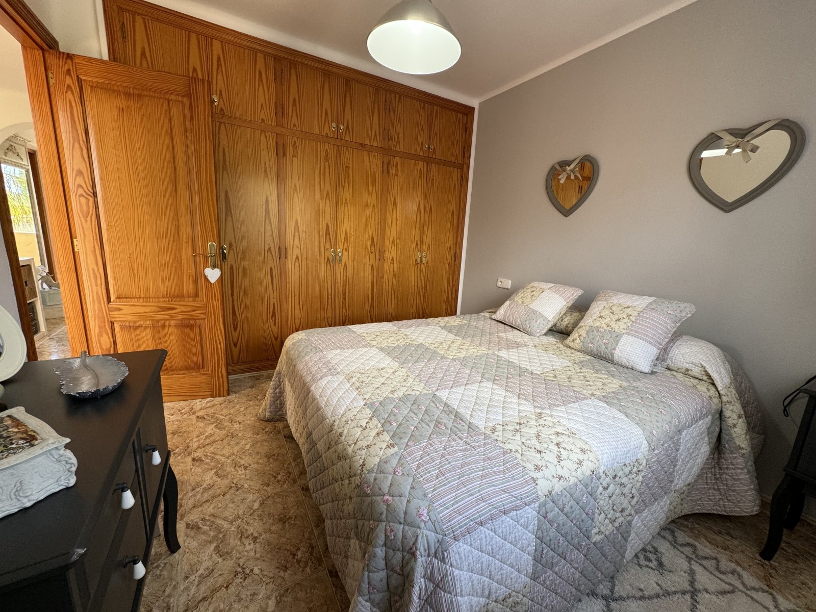 Maison individuelle privée dans un endroit calme avec piscine et jardin méditerranéen à Son Ferrer