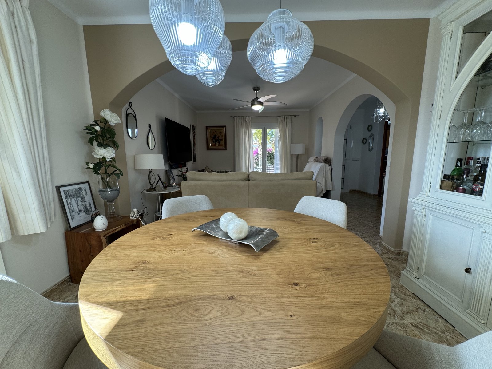Maison individuelle privée dans un endroit calme avec piscine et jardin méditerranéen à Son Ferrer