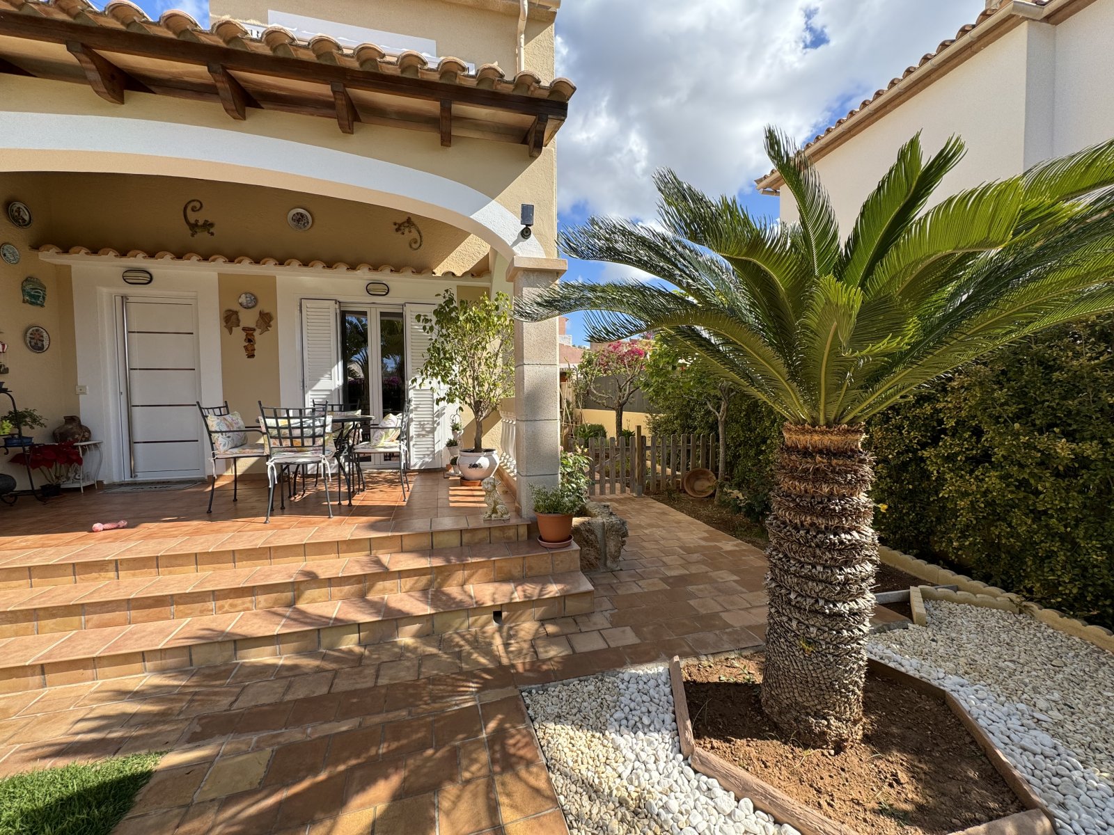 Maison individuelle privée dans un endroit calme avec piscine et jardin méditerranéen à Son Ferrer