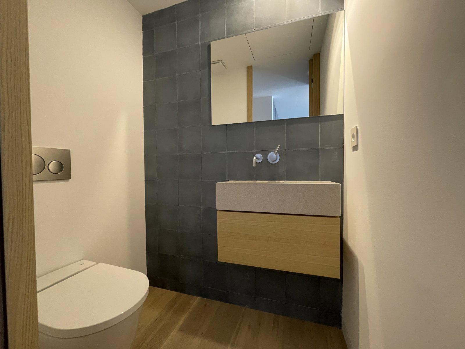 Nouveau penthouse duplex de luxe avec terrasse sur le toit, piscine et vue sur la mer à Bonanova