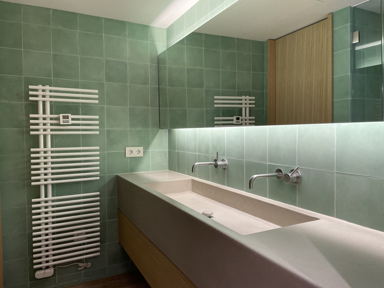 Nouveau penthouse duplex de luxe avec terrasse sur le toit, piscine et vue sur la mer à Bonanova